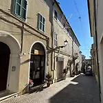 S035 - Sirolo, In Piazza, Vista Mare Sirolo