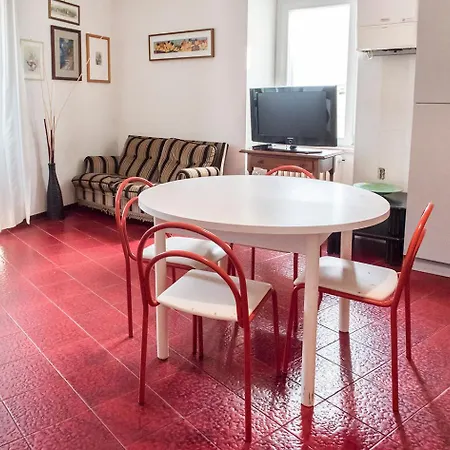 S035 - Sirolo, In Piazza, Vista Mare * 锡罗洛